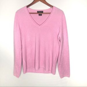 Lord & Taylor pink 100% cashmere v-neck sweater